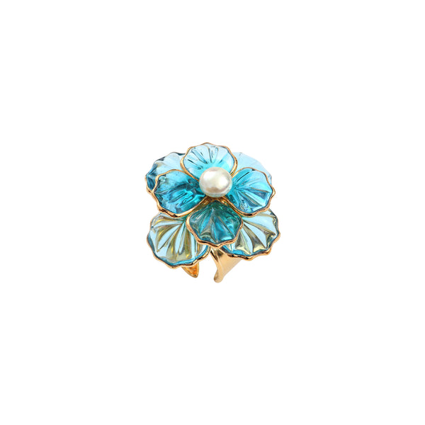 Sea Life Shell Statement Ring Gripoix